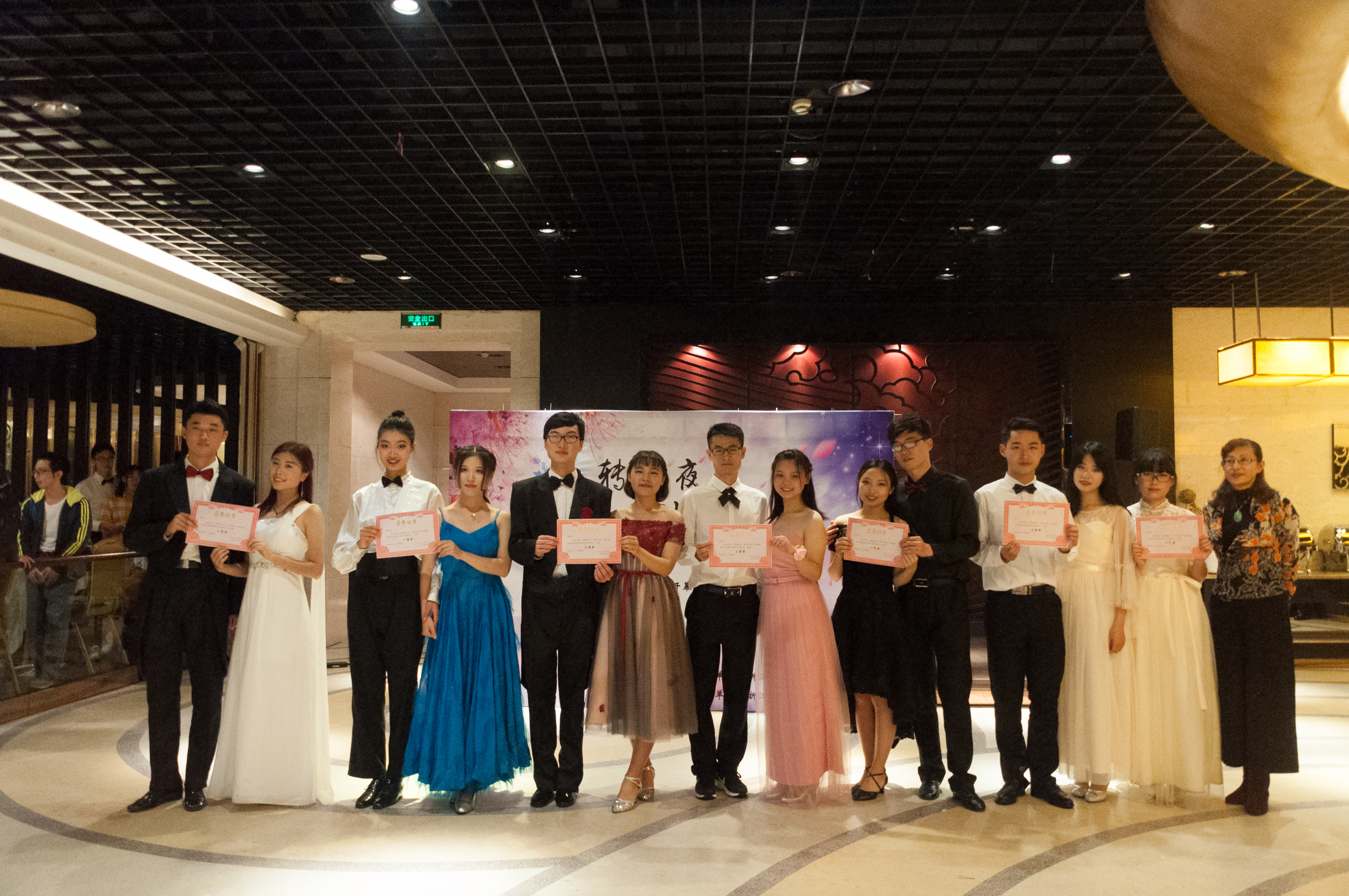 1509334289107902.jpg 10获奖班级合影.jpg